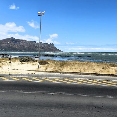 Tranquil Impulse On Strand Leilighet Cape Town Eksteriør bilde